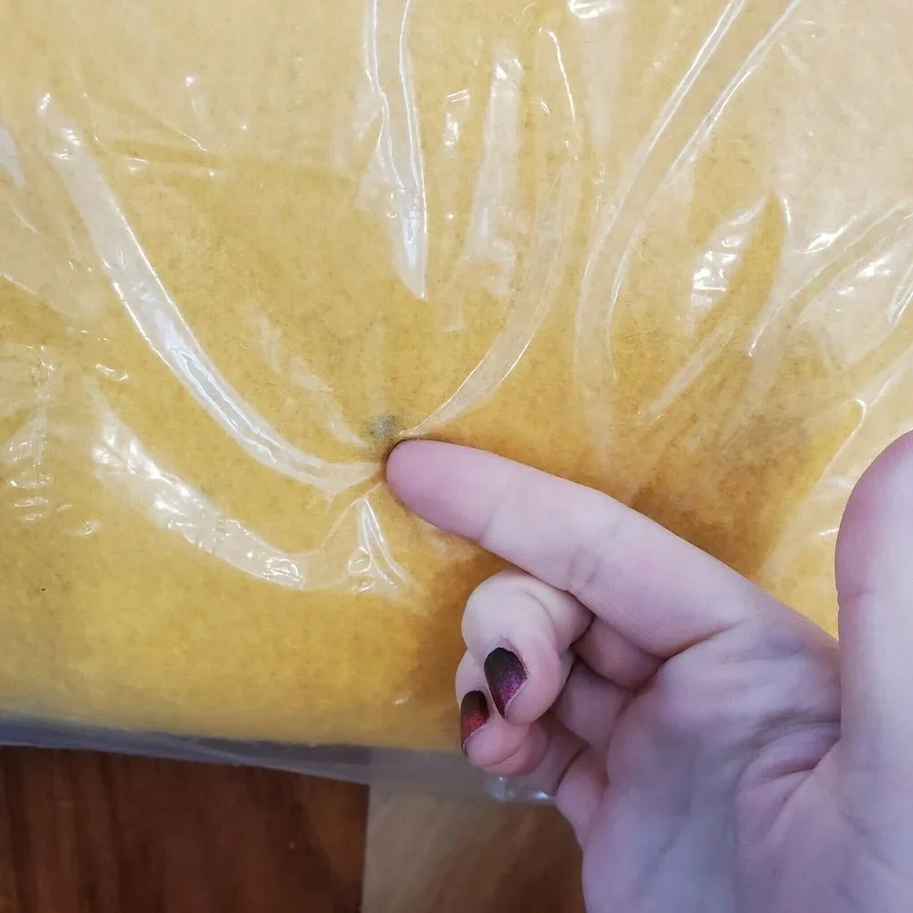 Vintage‎ Mustard Yellow Blanket Nylon Trim 72x90